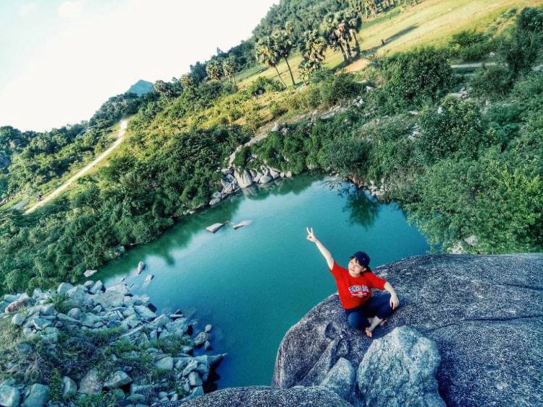 Experience Latina Lake Tours with sustainable adventures