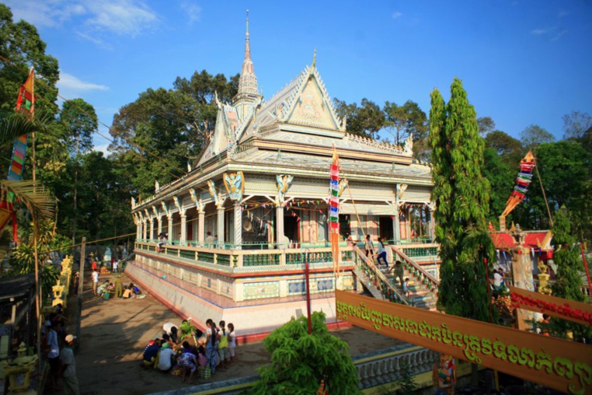 Architecture and experience at Chen Kieu Pagoda