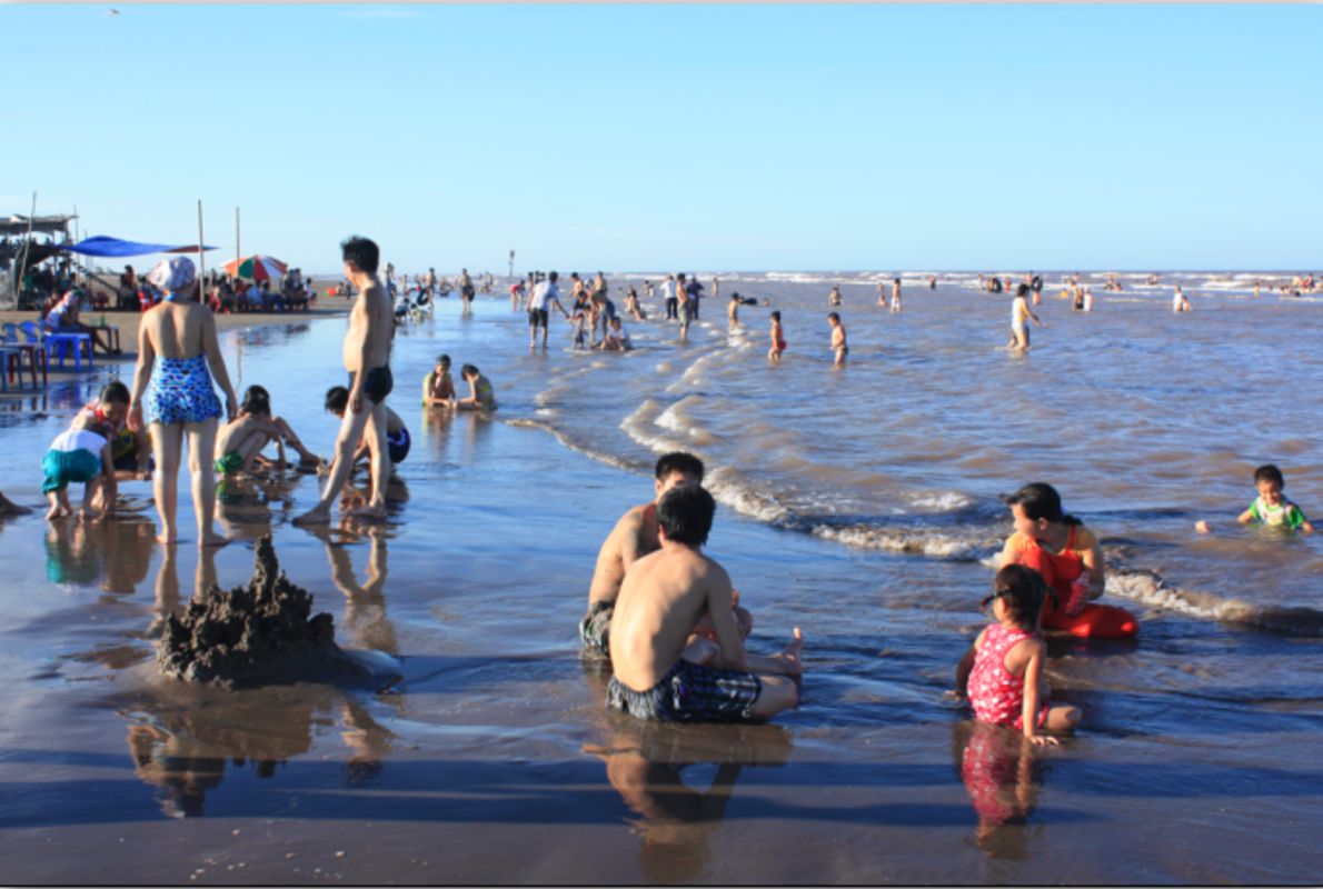 Con Vanh Beach