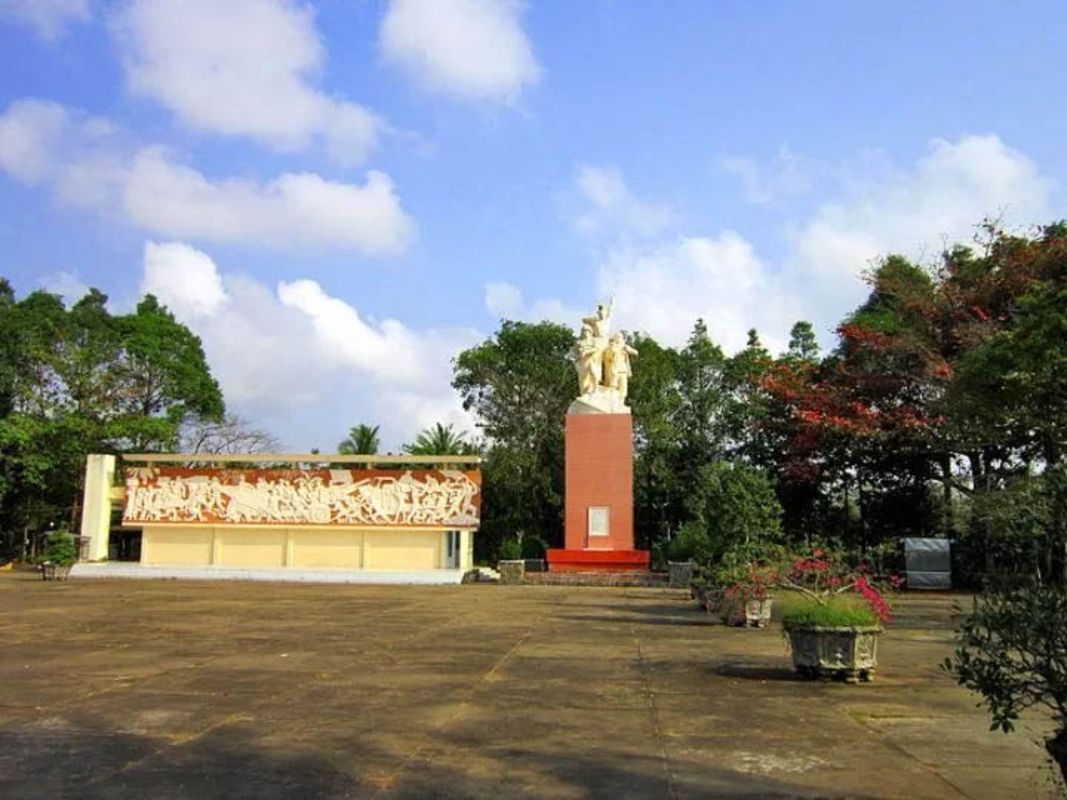 Experience Hau Giang Tours with sustainable adventures