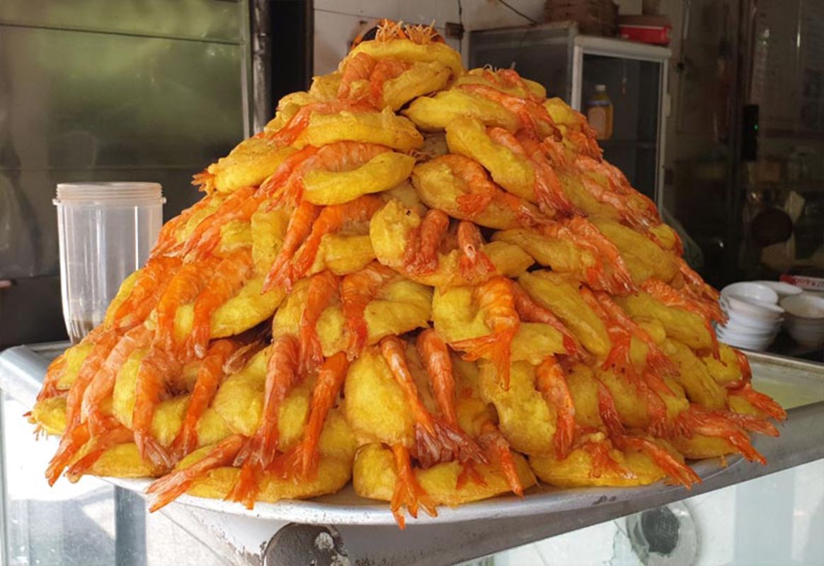 Photograph the savory allure of Hanoi’s culinary heritage