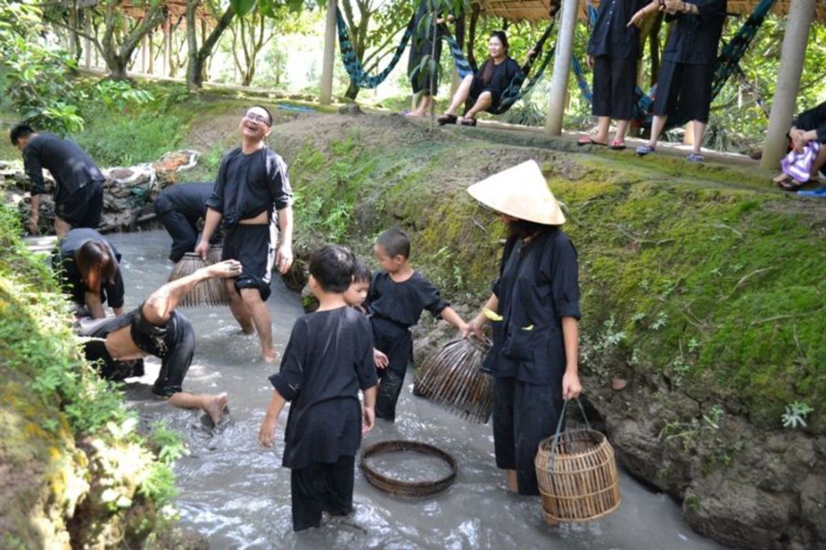 Learn Hau Giang’s heritage with expert insights