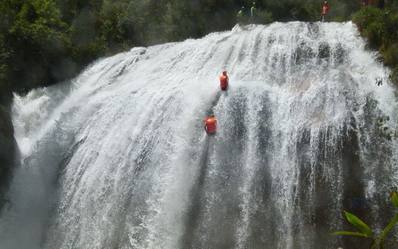 Learn Da Lat’s outdoor legacy with expert insights