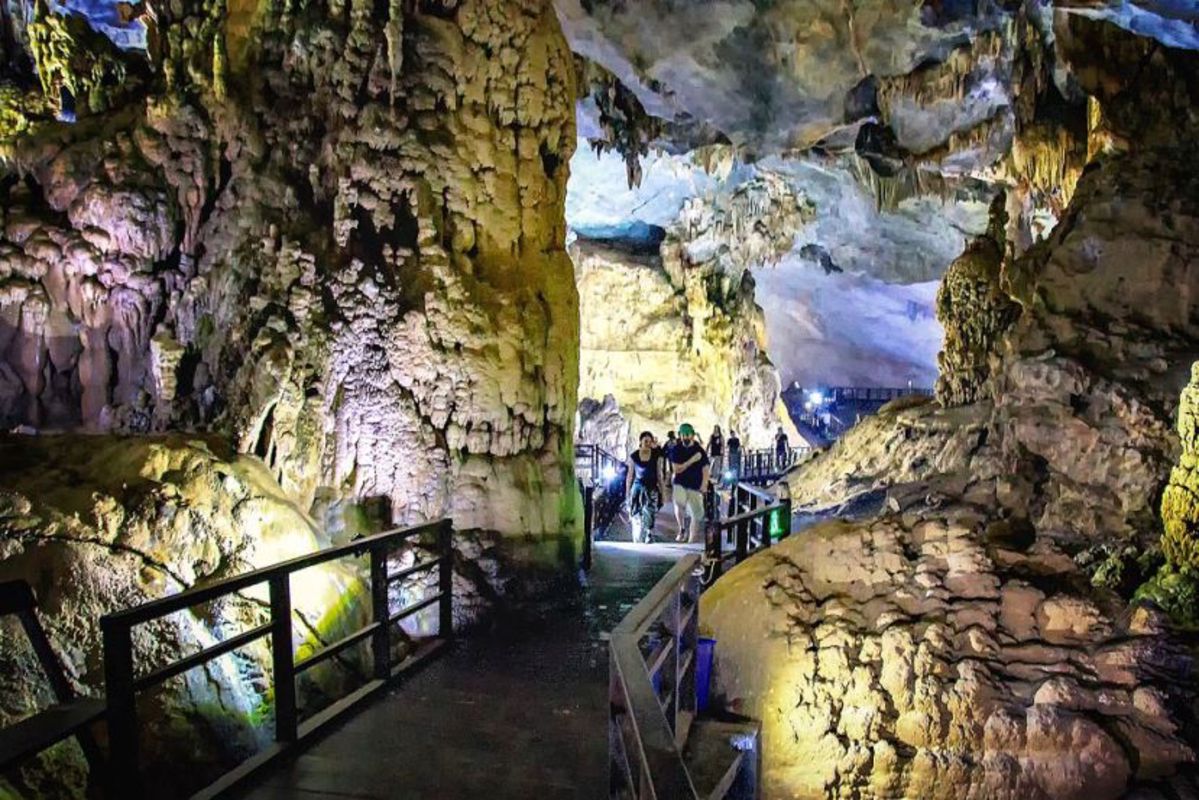 Start your Quang Binh Travel with serene vistas
