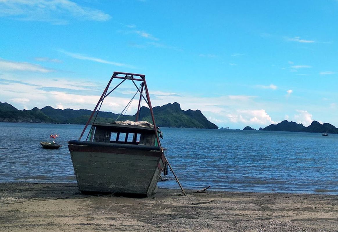 Start your Cat Ba Island Travel with serene beauty