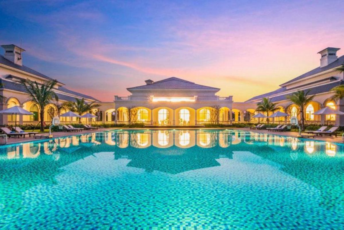 Capture the luxurious serenity of Ha Tinh’s coastal gem