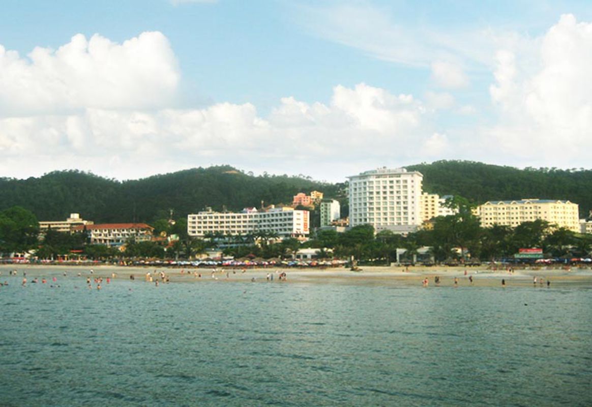 Photograph the coastal allure of Quang Ninh’s paradise