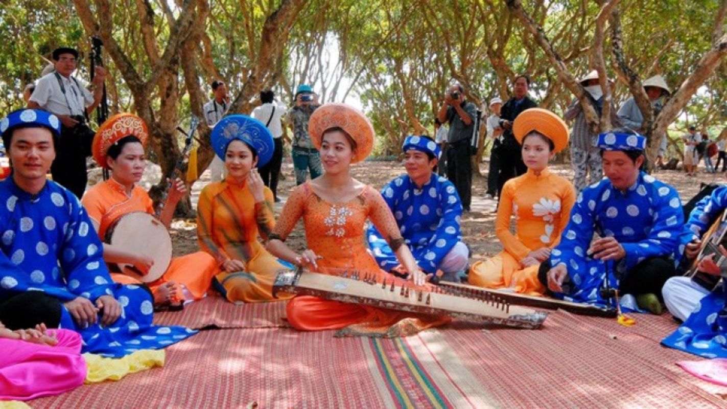 Learn Long An’s cultural legacy with expert insights