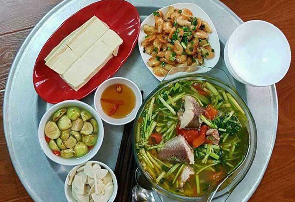 6. There are many family meals