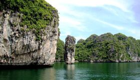Dive into the serene charm of Halong Bay Travel