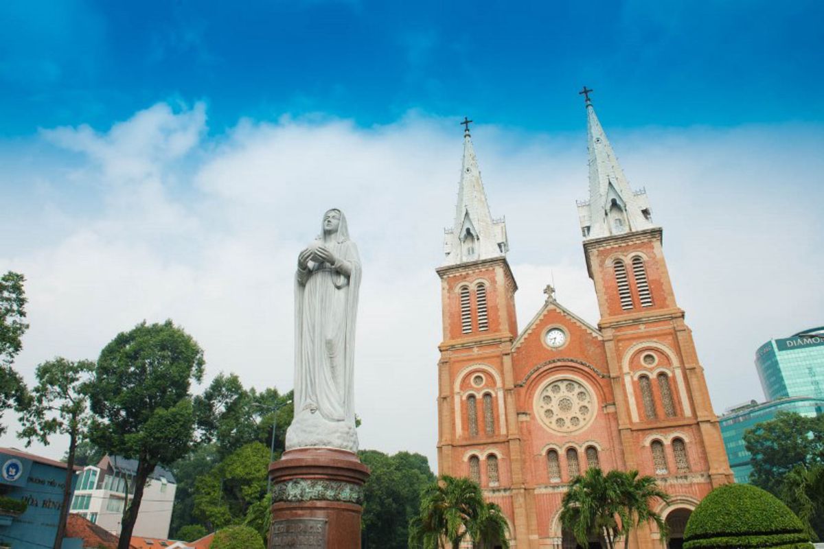 Capture the authentic charm of Ho Chi Minh City’s culture