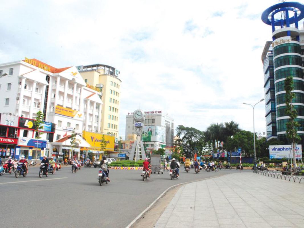 Experience Soc Trang Tours with sustainable adventures