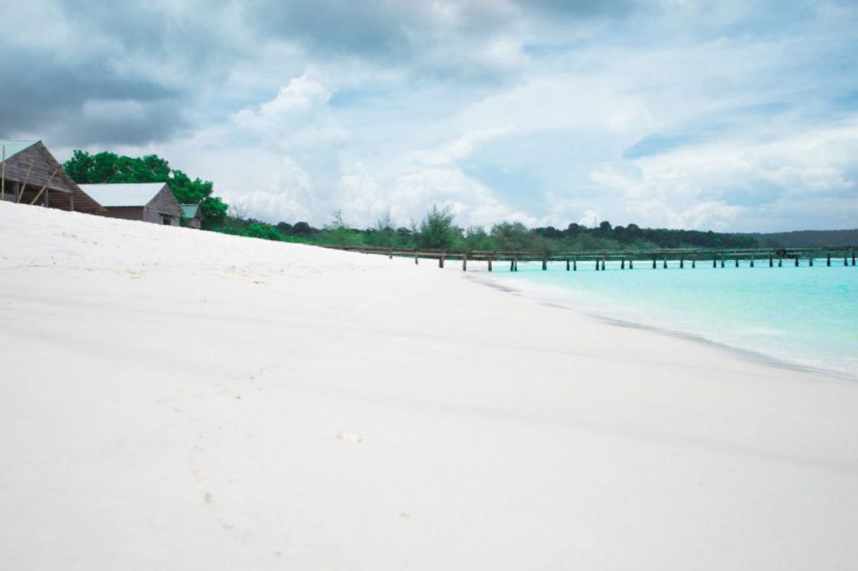 Dive into the vibrant charm of Koh Rong Travel