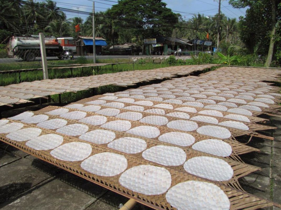 My Long girdle Cake - Begin your Ben Tre Tours with a scenic adventure