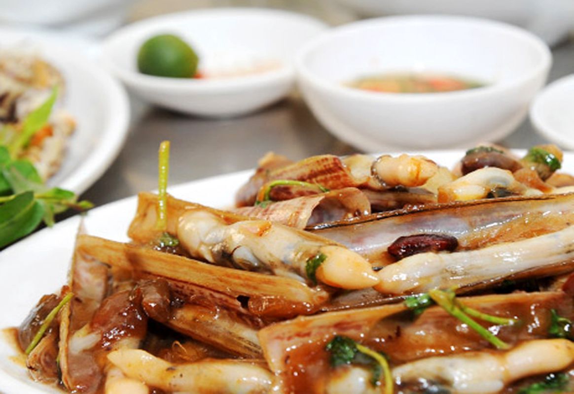 Dive into the flavorful charm of Bai Tu Long Travel