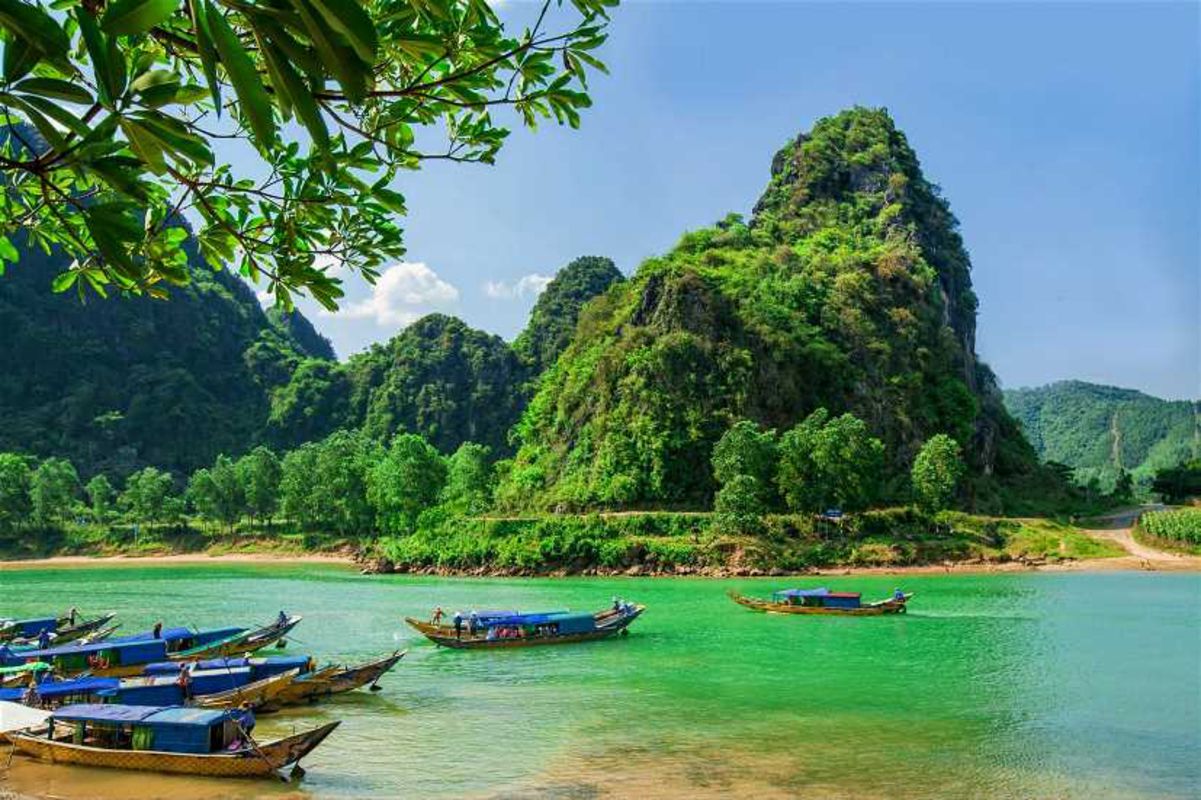 Experience Quang Binh Tours with sustainable adventures