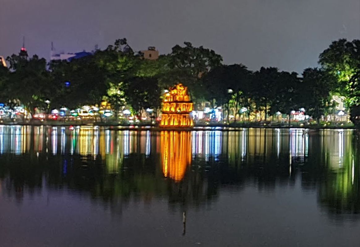 Seize the dynamic spirit of Hanoi Travel