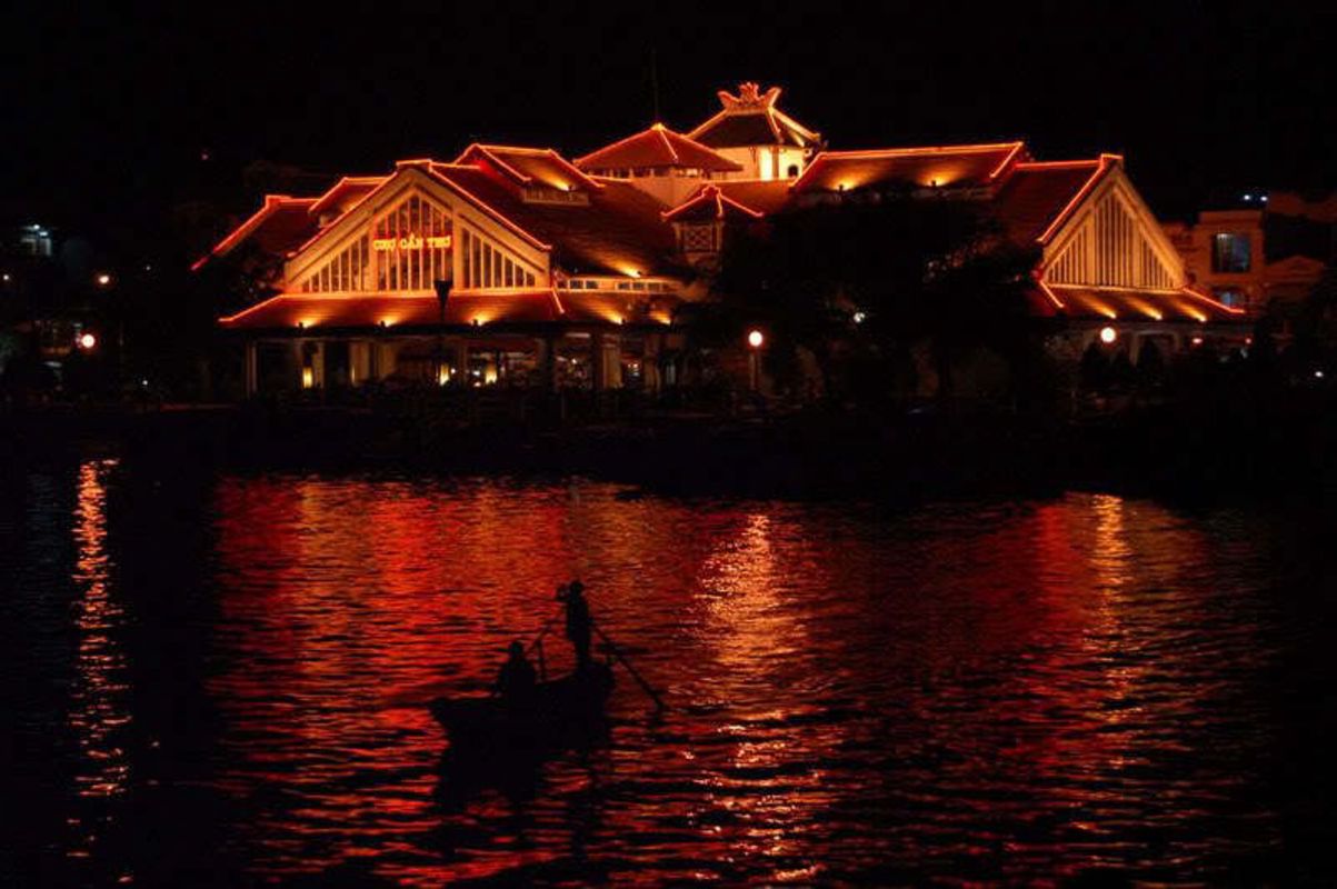 Capture the vibrant energy of Can Tho’s cultural gem