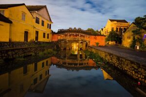 Japanese Covered Bridge Hoi An: History, Architecture, Prices & Eco-Tours 2026